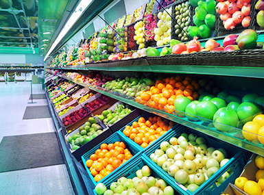 produce in grocery store